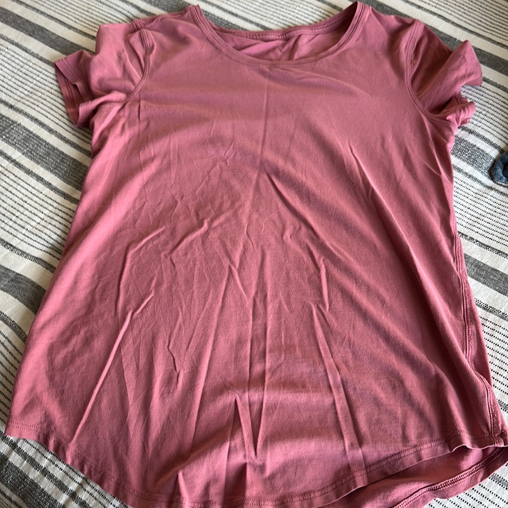 Lulu Lemon Love T